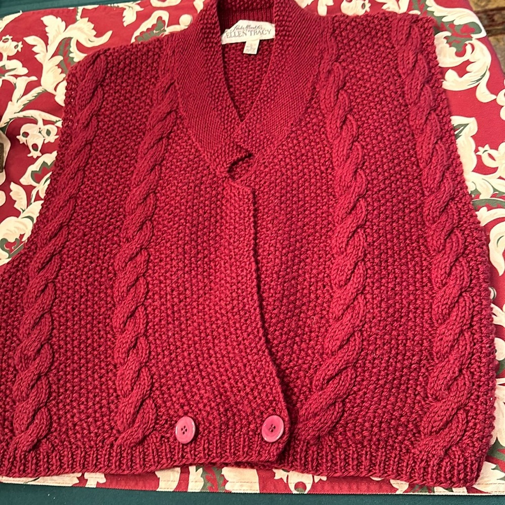 Burgundy Wool hand knit vest Vintage Linda Allard for Ellen Tracy- Size Large